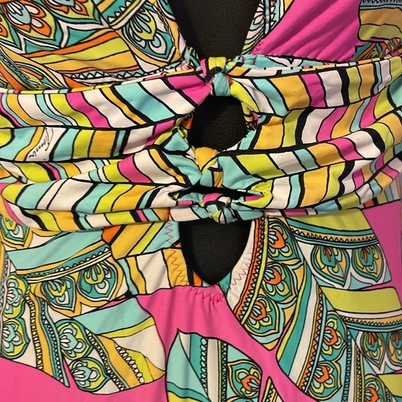 Trina Turk Tuvalu One Piece Swimsuit in Flamingo size 4 - Picture 10 of 15